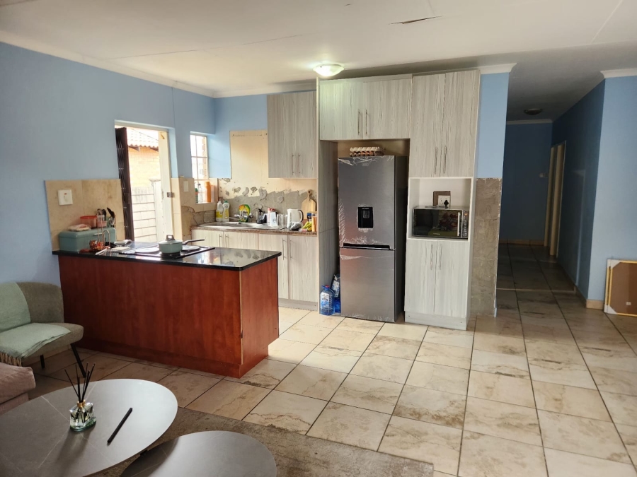 3 Bedroom Property for Sale in Waterval East North West